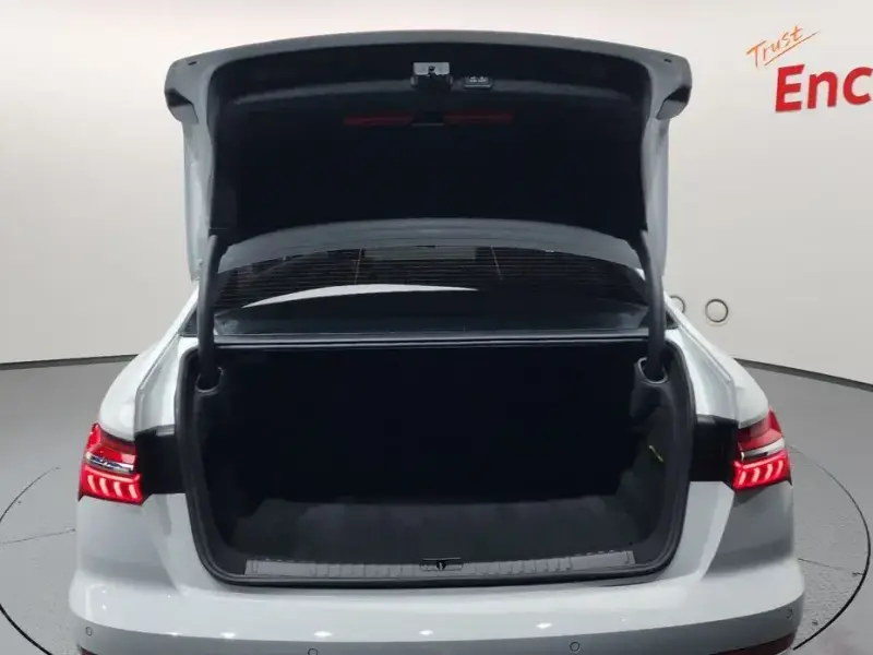 2022 Audi A6 с пробегом 30 930 км