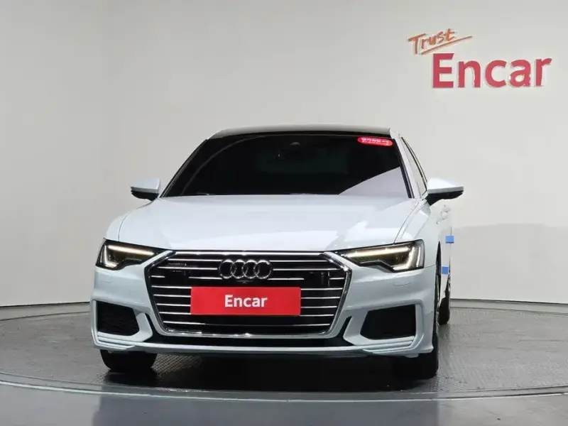 2021 Audi A6 с пробегом 66 033 км