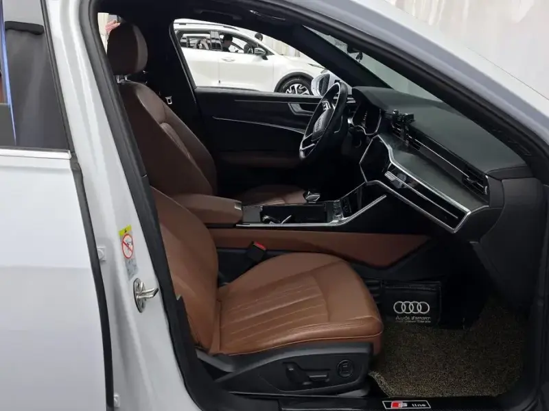 2021 Audi A6 с пробегом 66 033 км