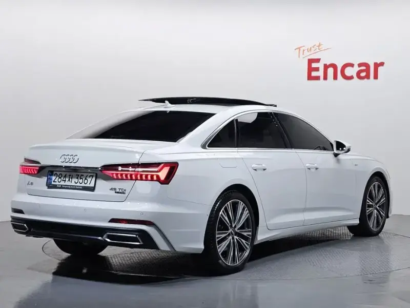 2022 Audi A6 с пробегом 86 658 км