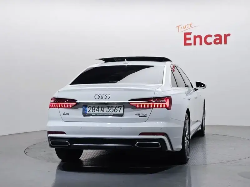 2022 Audi A6 с пробегом 86 658 км