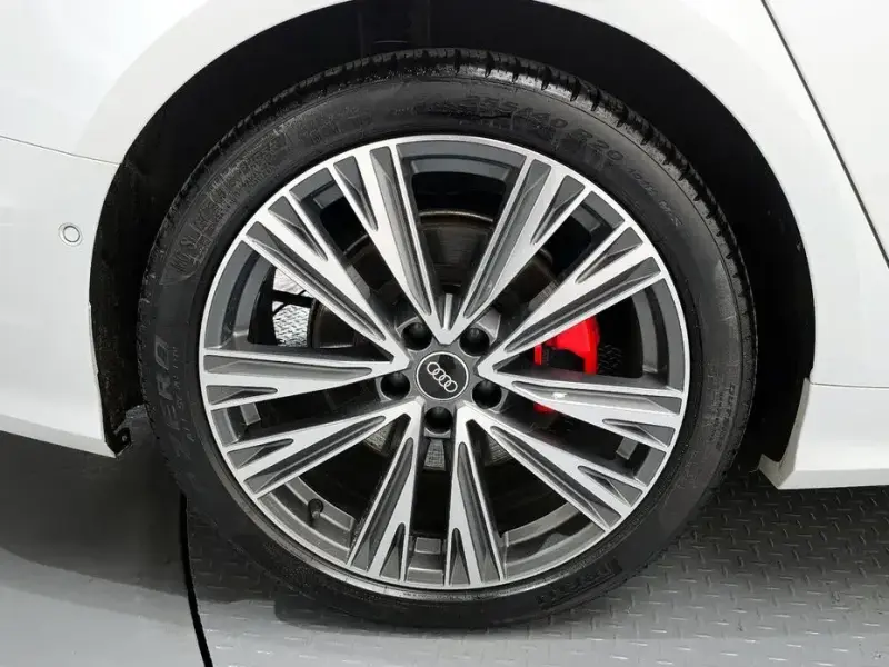 2022 Audi A6 с пробегом 86 658 км
