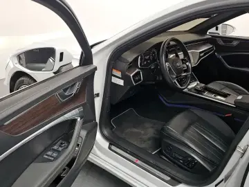 2022 Audi A6 с пробегом 86 658 км