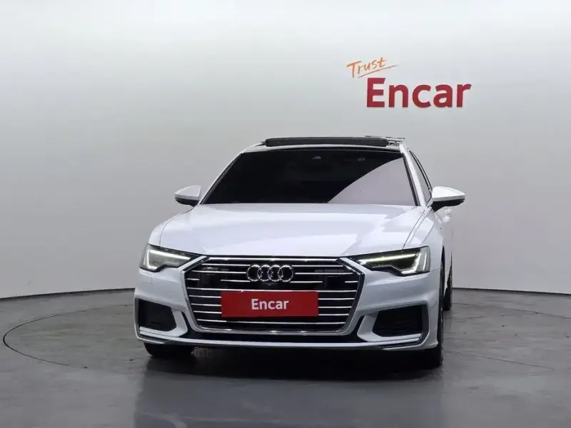 2022 Audi A6 с пробегом 83 276 км