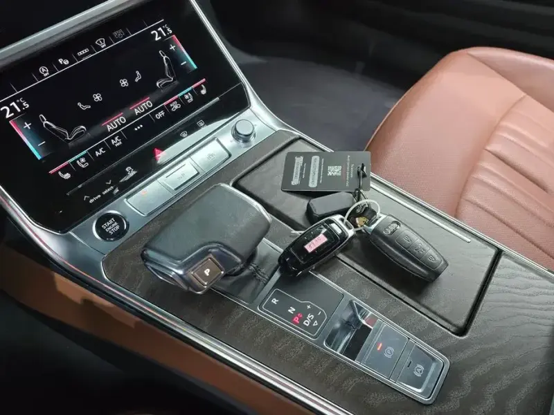 2022 Audi A6 с пробегом 83 276 км