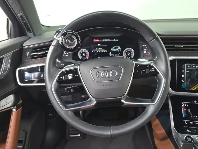 2022 Audi A6 с пробегом 83 276 км
