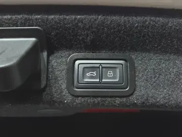 2022 Audi A6 с пробегом 83 276 км