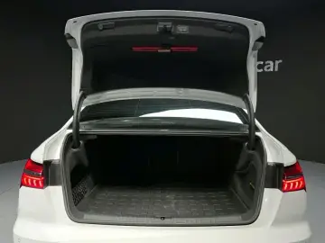 2022 Audi A6 с пробегом 59 561 км