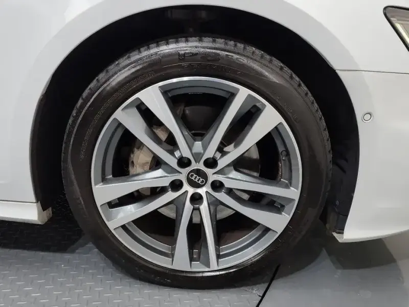 2021 Audi A6 с пробегом 59 635 км