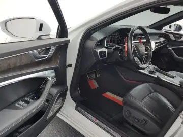 2021 Audi A6 с пробегом 59 635 км
