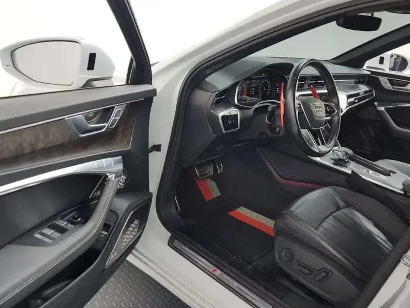 2021 Audi A6 с пробегом 59 635 км