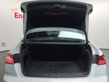 2021 Audi A6 с пробегом 59 635 км