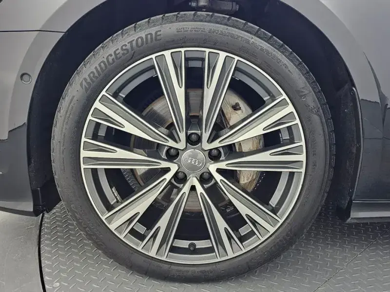 2021 Audi A6 с пробегом 113 669 км