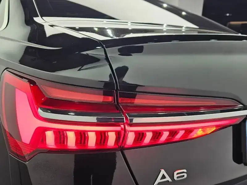 2021 Audi A6 с пробегом 113 669 км