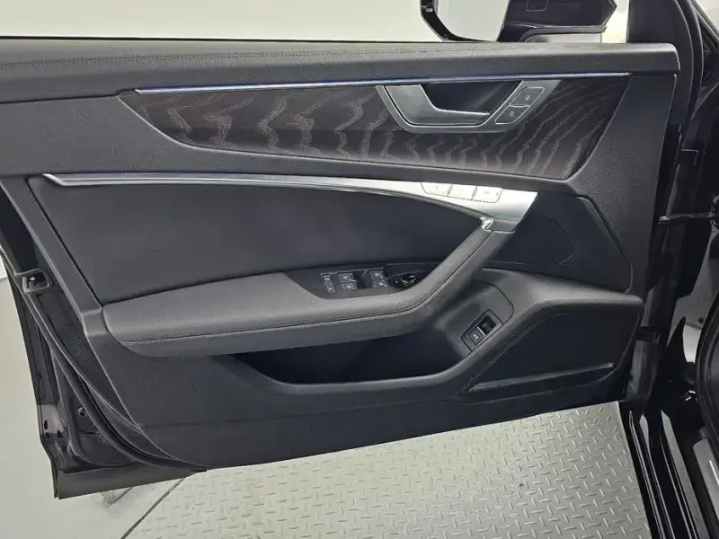 2021 Audi A6 с пробегом 113 669 км