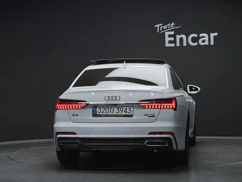 2022 Audi A6 с пробегом 30 703 км