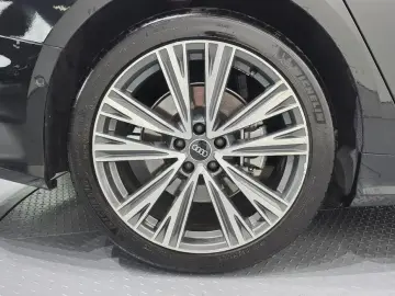 2023 Audi A6 с пробегом 21 217 км