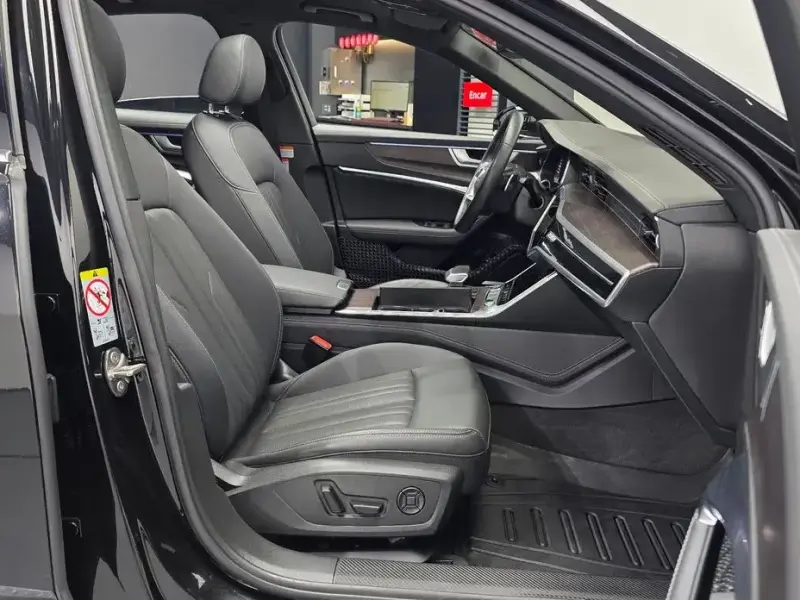 2023 Audi A6 с пробегом 21 217 км