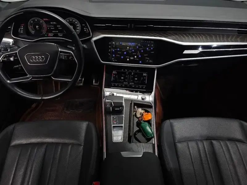 2021 Audi A6 с пробегом 95 479 км