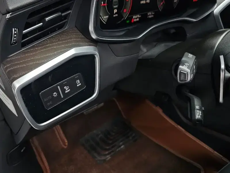 2021 Audi A6 с пробегом 95 479 км