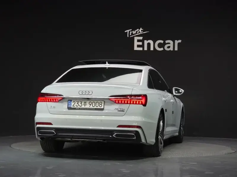 2021 Audi A6 с пробегом 40 524 км