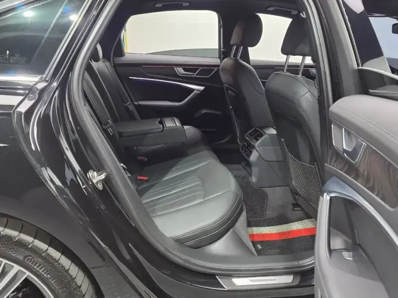 2021 Audi A6 с пробегом 103 894 км