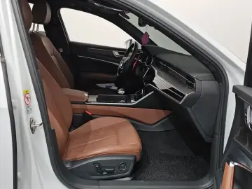 2023 Audi A6 с пробегом 25 702 км