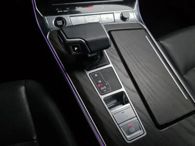 2022 Audi A6 с пробегом 141 375 км