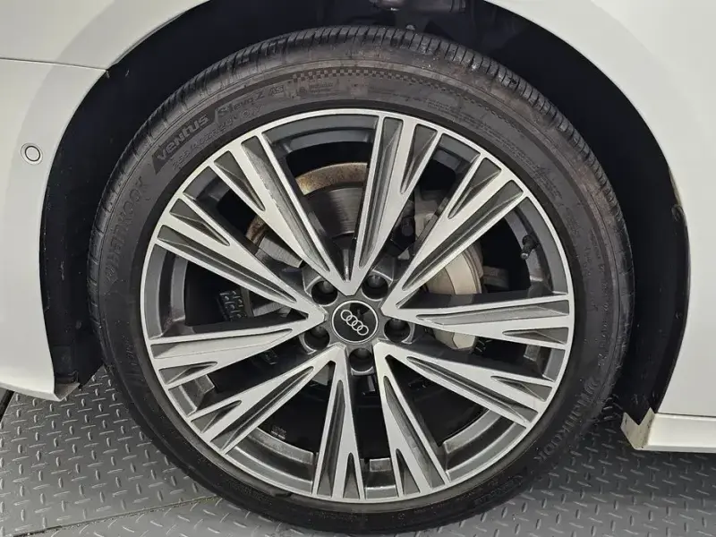 2023 Audi A6 с пробегом 38 770 км