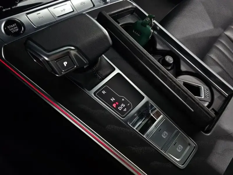 2023 Audi A6 с пробегом 38 770 км