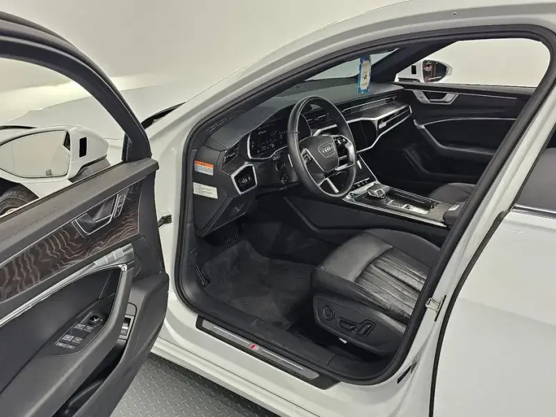 2023 Audi A6 с пробегом 38 770 км
