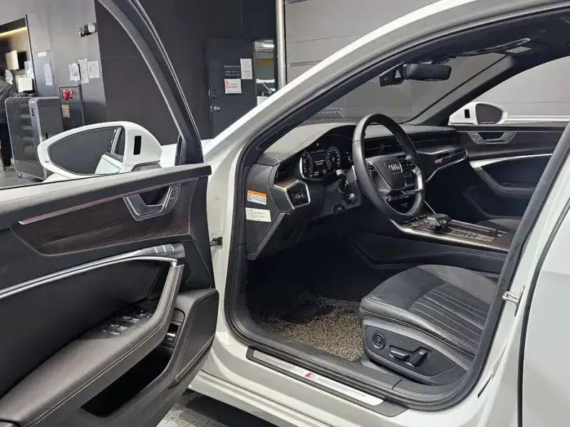 2022 Audi A6 с пробегом 44 406 км
