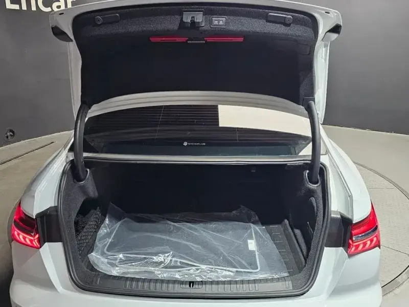 2022 Audi A6 с пробегом 44 406 км
