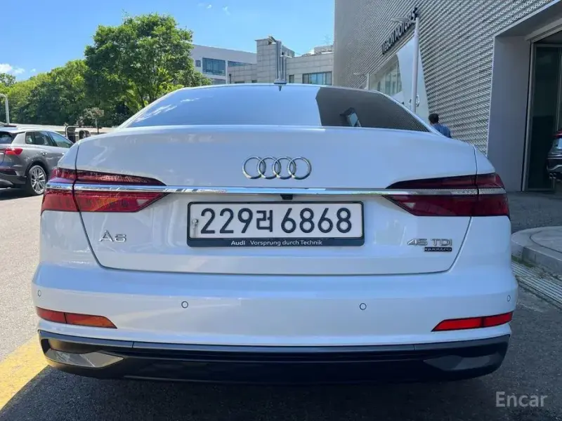 2024 Audi A6 с пробегом 61 922 км