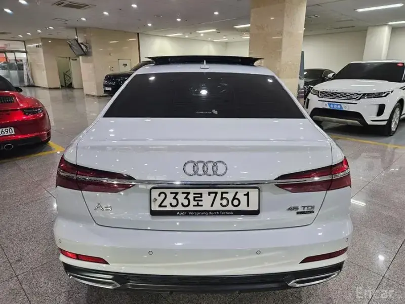 2021 Audi A6 с пробегом 49 133 км