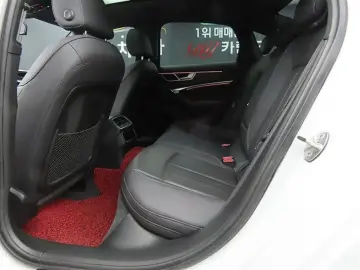 2021 Audi A6 с пробегом 49 133 км