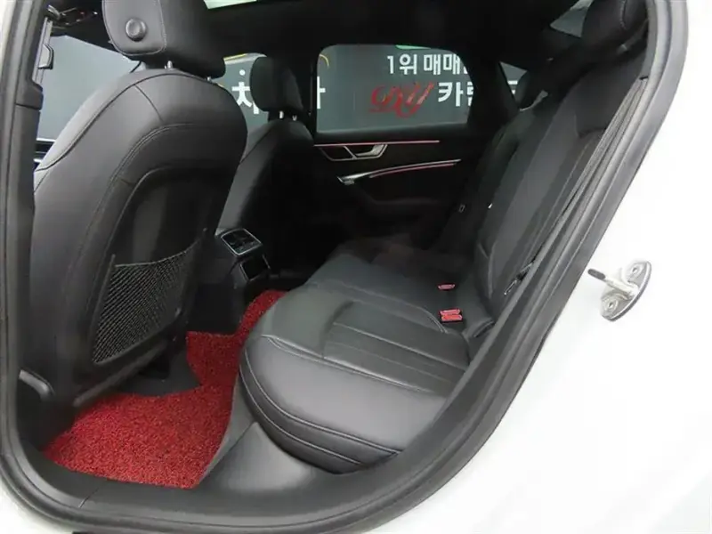 2021 Audi A6 с пробегом 49 133 км