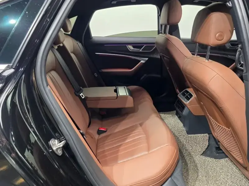 2021 Audi A6 с пробегом 178 355 км