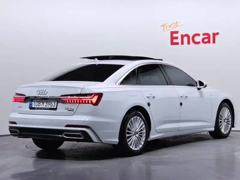 2021 Audi A6 с пробегом 83 818 км