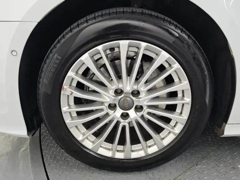 2021 Audi A6 с пробегом 83 818 км