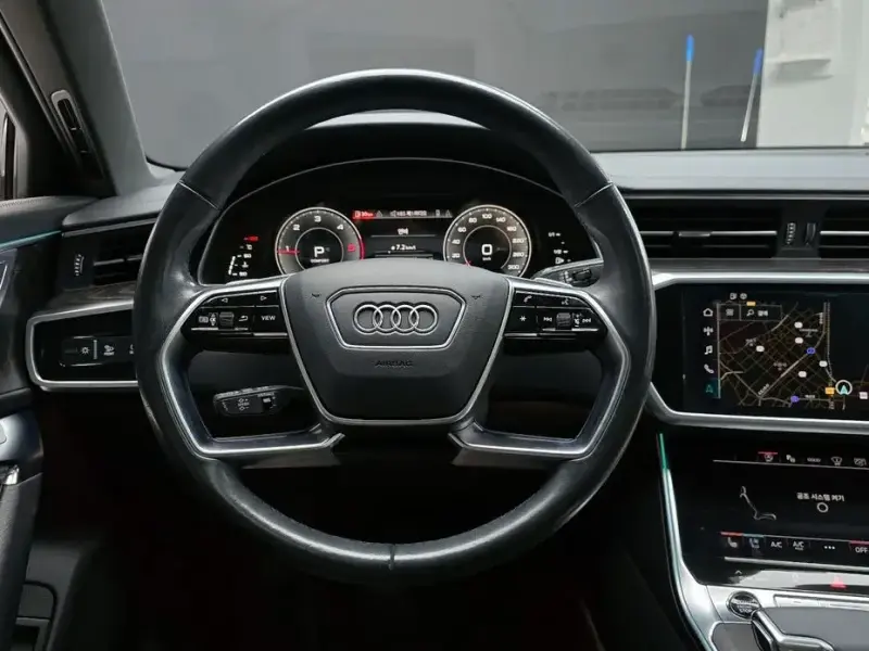 2023 Audi A6 с пробегом 63 783 км