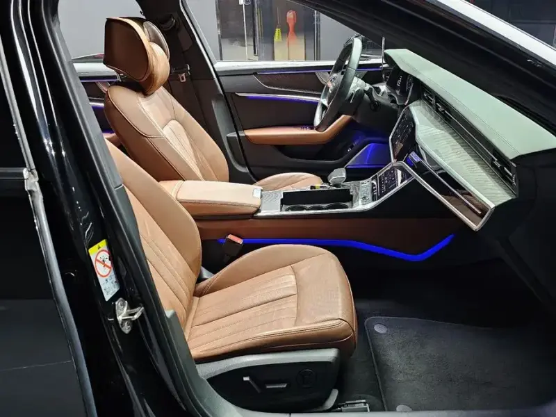 2022 Audi A6 с пробегом 54 920 км