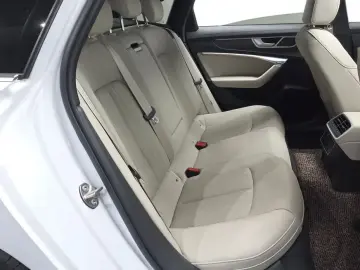 2022 Audi A6 с пробегом 62 077 км