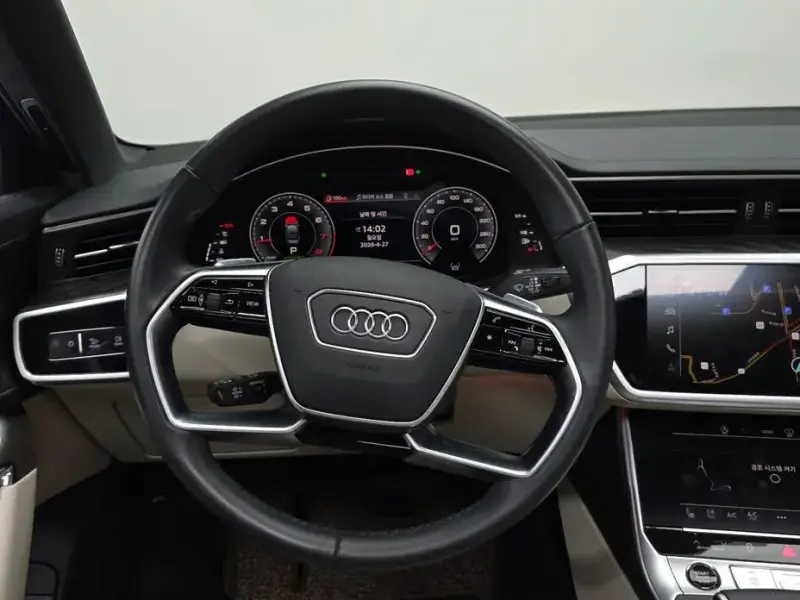 2022 Audi A6 с пробегом 62 077 км