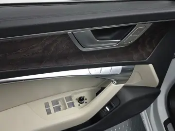 2022 Audi A6 с пробегом 62 077 км