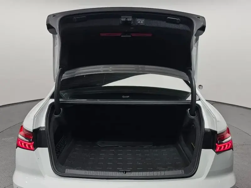 2022 Audi A6 с пробегом 34 839 км