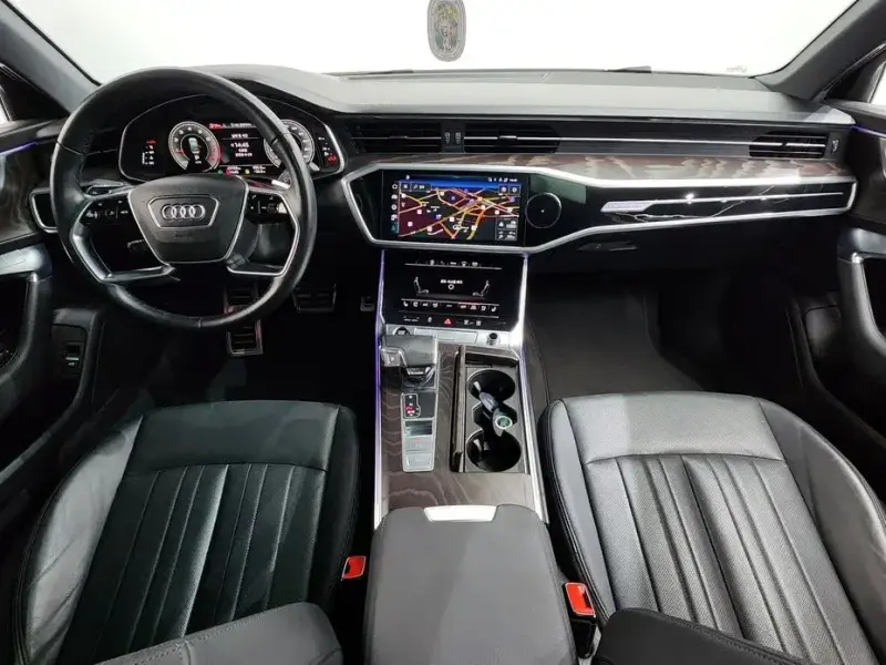 2021 Audi A6 с пробегом 43 106 км
