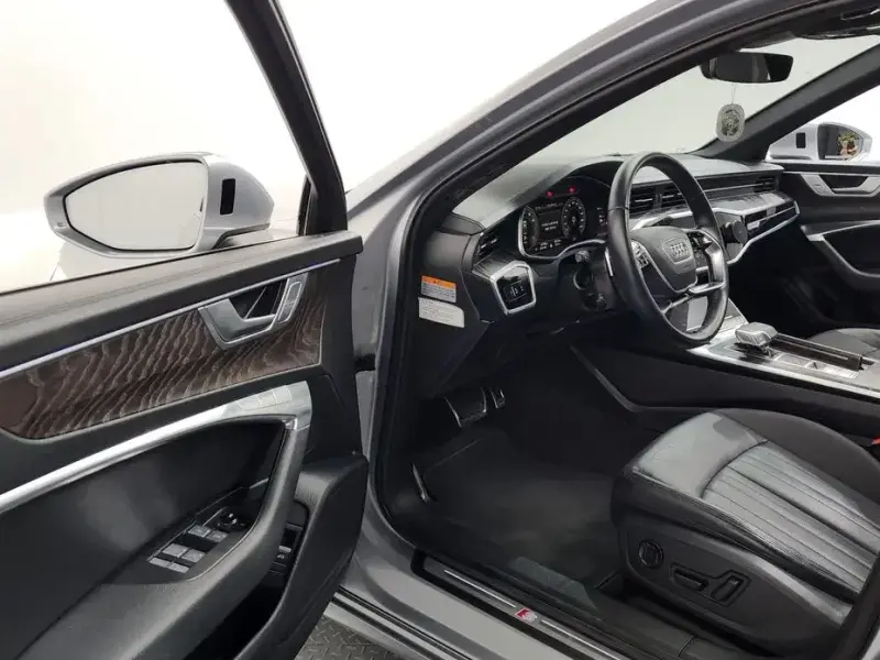2021 Audi A6 с пробегом 43 106 км