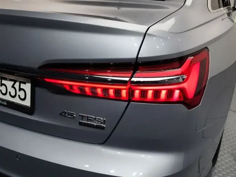 2021 Audi A6 с пробегом 43 106 км