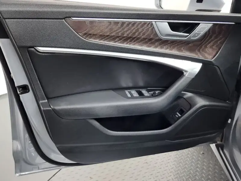 2021 Audi A6 с пробегом 43 106 км